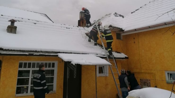 Incendiu la o casă din Negrești-Oaș