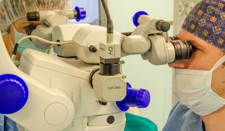Premieră. Operație de cataractă cu ultrasunete, la Spitalul Județean de Urgență Satu Mare