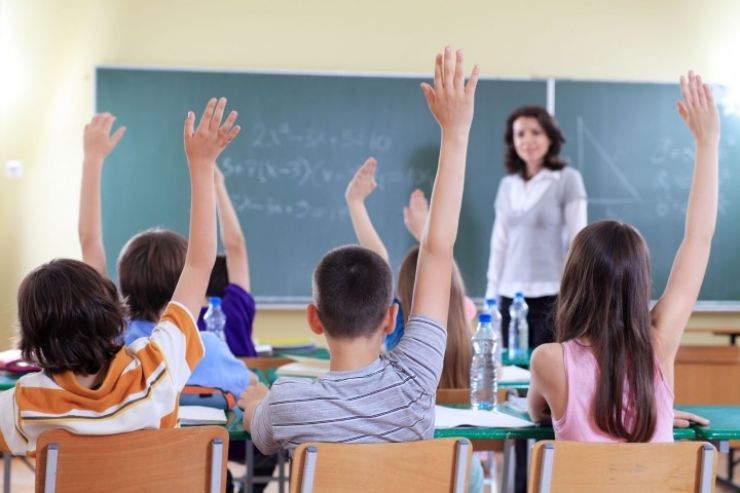 OFICIAL |  Mediile din clasele V-VIII, eliminate din calculul mediei de admitere la liceu 2023, anunță Sorin Cîmpeanu